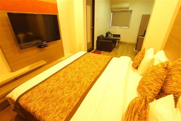 Princess Hotel Ankleshwar Exterior photo
