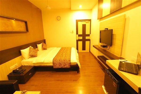 Princess Hotel Ankleshwar Exterior photo